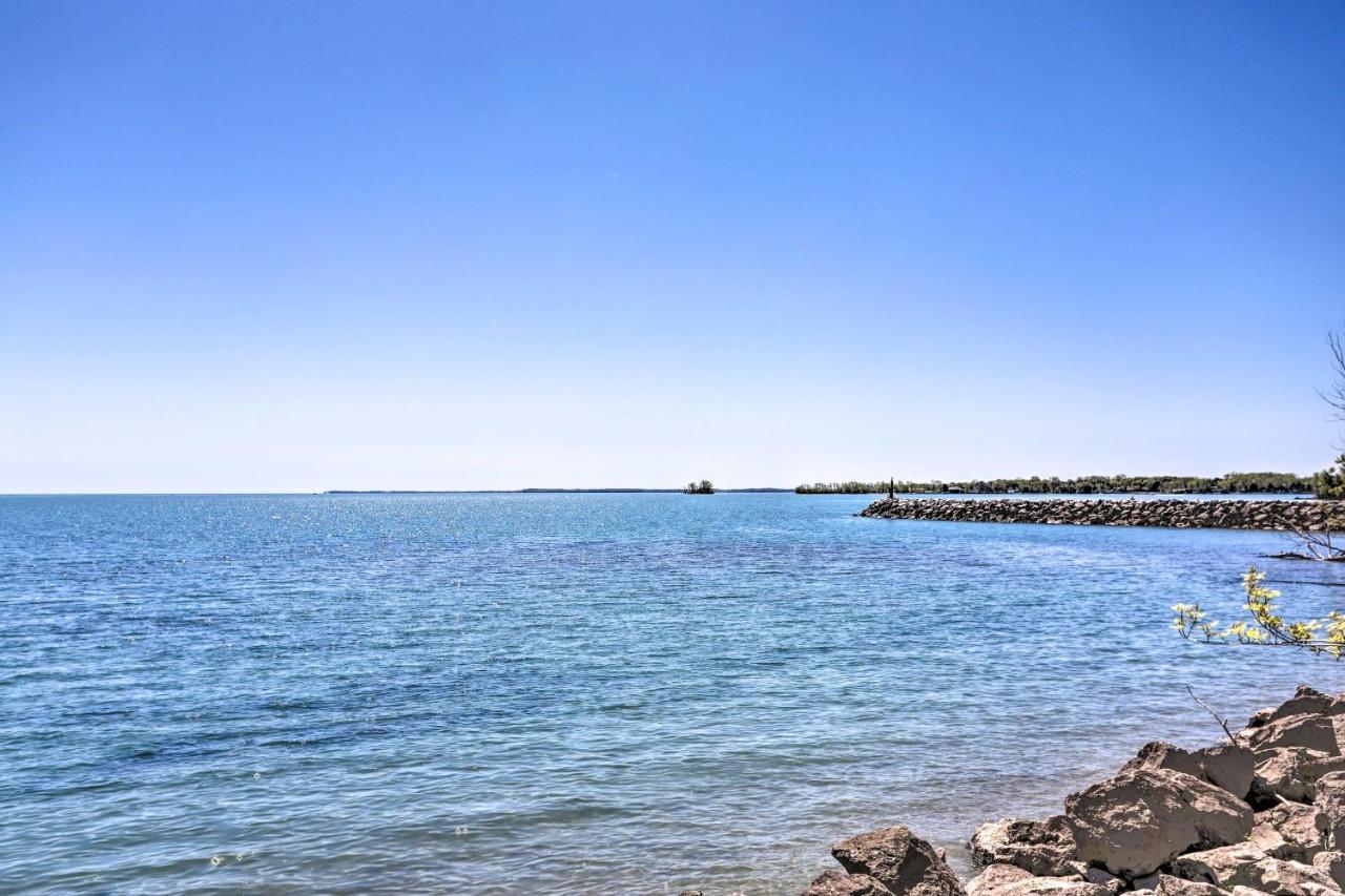 Waterfront Middle Bass Condo With Pool Access! Пут-ін-Бей Екстер'єр фото